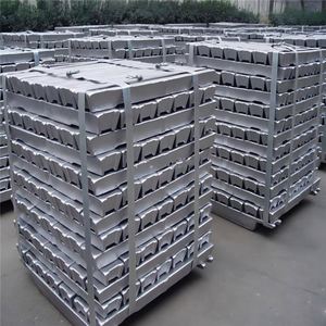 ขายแท่งอลูมิเนียมอัลลอยด์ A7 ความบริสุทธิ์ 99.7% ราคาต่อตัน  แท่งอลูมิเนียม ADC12 สำหรับผู้ซื้อที่ต้องการหล่อแท่งอลูมิเนียม - Product Image 1