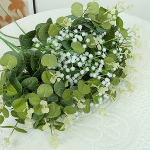 การจัดดอกยูคาลิปตัสประดิษฐ์ ก้านเดี่ยว ใบไม้สีเขียว สำหรับตกแต่งบ้าน และเป็นพร็อพถ่ายภาพ - Product Image 2