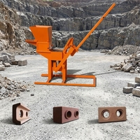 Fabricants chinois de machines à fabriquer des briques en terre cuite entrecroisées écologiques QMR2-40 à faible investissement et à commande manuelle