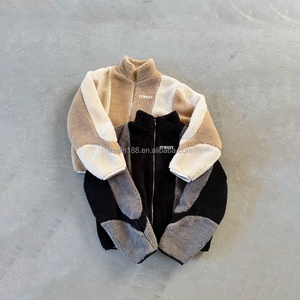 เสื้อแจ็คเก็ตซิปแบบกำหนดเองได้ คุณภาพสูง สำหรับฤดูหนาว อุ่นสบาย มีปก ผ้าฟลีซขนฟู หนา  แบบเรียบ  หนักแน่น  แบบเชอร์ปา - Product Image 4