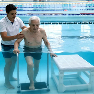 Plataforma Subacuática de PVC Personalizable, Fácil de Instalar y Limpiar, Taburete de Entrenamiento para Piscina, Banco Elevador Antideslizante de PVC, al Mejor Precio - Product Image 1