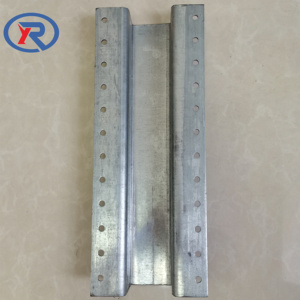 Poste <span class=keywords><strong>de</strong></span> Acero Galvanizado en Forma <span class=keywords><strong>de</strong></span> U <span class=keywords><strong>de</strong></span> 44*89 mm, Poste Metálico Personalizado <span class=keywords><strong>de</strong></span> 8 a 12 pies <span class=keywords><strong>para</strong></span> Instalación <span class=keywords><strong>de</strong></span> Cercas <span class=keywords><strong>de</strong></span> <span class=keywords><strong>Madera</strong></span> en Granjas - Product Image 3