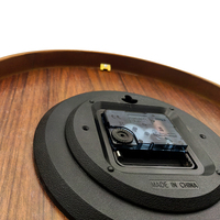 Schlafzimmer- und Wohnzimmerdekoration Quarz Digital Nadelanzeige Antikes Modernes Design Geräuschlose Runde Wanduhr