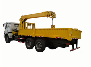 Camion d'étanchéité d'asphalte SINOTRUK HOWO 8m³ Neuf, Transmission 6x4, Citerne à clôture, Diesel, Scelleur synchrone de granulats, Euro <span class=keywords><strong>2</strong></span> - Product Image 4