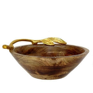 Tazón de madera de forma redonda con mango de metal chapado en oro para decoración del hogar y la boda - Product Image 6