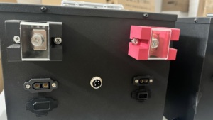 Batería de Litio de Alta Potencia 12V 24V 280Ah 330Ah Solar, Batería de Iones de Litio 12V 24V 400Ah 640Ah 230Ah 280Ah 330Ah 400Ah 640Ah - Product Image 4