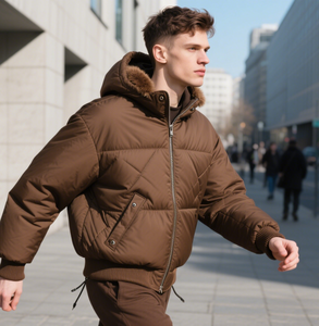 Blouson d'hiver en duvet Chiliwack à capuche avec décoration en fourrure de coyote pour homme Palm Moose personnalisé - Product Image 3