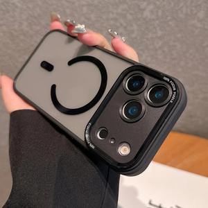 Coque de téléphone transparente magnétique de luxe pour <span class=keywords><strong>iPhone</strong></span> 11 12 13 16 17 Pro Max Air 14 15 16 Plus housse de protection de charge sans fil <span class=keywords><strong>Magsafe</strong></span> - Product Image 2