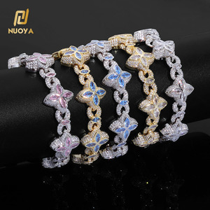 NUOYA Joyería Fina, Brazalete Cubano Plateado, Brazalete de Cadena Cubana con Circonitas de Colores y Diamantes Simulados, Trébol de Cuatro Hojas - Product Image 1