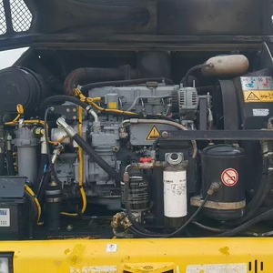 Rouleau compresseur d'asphalte d'occasion en pneus usagés BOMAG BW25RH 25 tonnes, équipement de construction routière lourd à vendre - Product Image 3