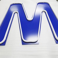 Enseigne au néon en lettres alphabétiques alimentée par un courant continu de 12 V, enseigne au néon flexible personnalisée pour enseigne familiale