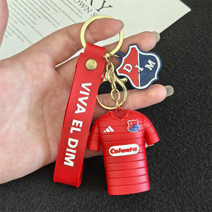 Porte-clés en silicone souple en forme de ballon de football et maillot de foot, avec badge d'équipe de la Coupe du Monde 2026, pour clés de voiture, sans BPA, cadeau pour les fans de football - Product Image 4