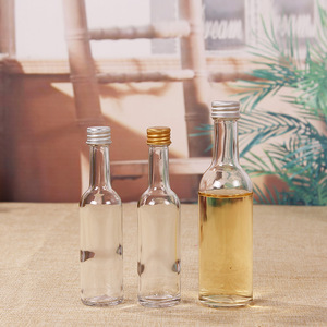 Thu nhỏ 50ml 100ml Glass Wine Bottle với nhôm vít cap nắp cho Whisky và <span class=keywords><strong>Vodka</strong></span> - Product Image 1
