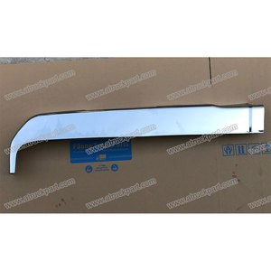 <span class=keywords><strong>Pilar</strong></span> trasero cromado exterior LH para ISUZU NPR 150 NQR 175 NMR 130 NLR 130 700P piezas de repuesto para carrocería de camión - Product Image 1