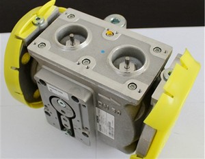Double solénoïde à gaz IP54 AC 220-240V, coupure de sécurité, régulation pleine gamme, plastique, 1 an - Product Image 3