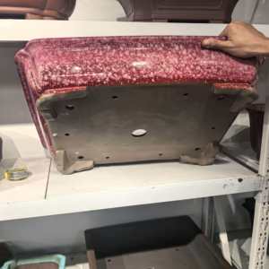 Maceta de Bonsái Hecha a Mano de Alta Calidad, Tamaño XXL, de Arcilla Morada Yixing Esmaltada en Rosa Nieve, con Patas de Nube - Product Image 3