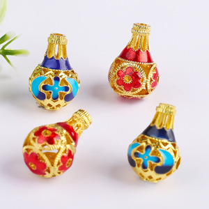 Cuentas espaciadoras de calabaza con esmalte dorado, de aleación roja y azul, con forma de flor hueca, para la fabricación de joyas 1010131455 - Product Image 3