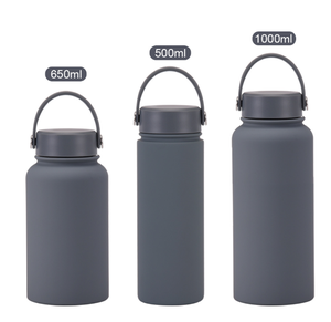 Nuevos productos <span class=keywords><strong>de</strong></span> venta caliente 2025 botellas <span class=keywords><strong>de</strong></span> <span class=keywords><strong>agua</strong></span> aisladas <span class=keywords><strong>de</strong></span> doble pared <span class=keywords><strong>de</strong></span> acero inoxidable termo con fuentes <span class=keywords><strong>de</strong></span> venta al por mayor <span class=keywords><strong>de</strong></span> mano - Product Image 3