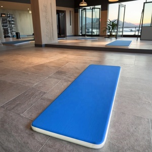 <span class=keywords><strong>Tapis</strong></span> de gymnastique gonflables Kaluen Custom <span class=keywords><strong>4m</strong></span> en PVC durable et portable, avec matériau DWF et sans rembourrage - Product Image 5