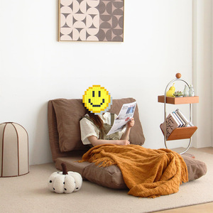Coussin de siège pliable multifonctionnel pour petits espaces et usage occasionnel, design en velours côtelé marron - Product Image 4