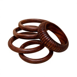 Ensembles de bracelets vintage en bois avec clous en laiton plaqué or en forme de cœur, bijoux fantaisie unisexes de qualité supérieure pour femme - Product Image 6