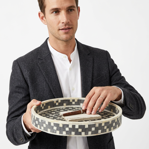 "Plateau en bois incrusté d'os blanc avec base en résine et MDF, vaisselle de luxe pour la cuisine et la décoration intérieure élégante" - Product Image 1