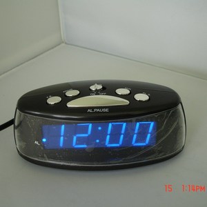 Reloj despertador LED enchufable, función <span class=keywords><strong>de</strong></span> repetición, ajuste Simple creativo, reloj Digital, Cable USB, función <span class=keywords><strong>de</strong></span> proyección <span class=keywords><strong>de</strong></span> movimiento electrónico - Product Image 2