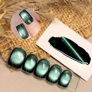 Gel magnétique pour ongles couleur émeraude foncé, ultra brillant, semi-permanent, à retirer par trempage, gel UV pour manucure, vernis à ongles pour nail art - Product Image 3