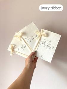 Buatan tangan tepi kertas katun pernikahan Vow janji buku Bespoke lipat kartu ucapan undangan dengan Dusty pink pita sutra - Product Image 4