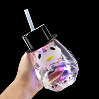 Gobelet LED en PET réutilisable et étanche de 500 ml, écologique, en forme de pingouin, avec paille intégrée, couleur personnalisable, idéal pour les fêtes d'enfants