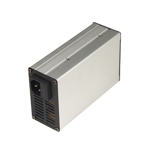 240W 24V/36V/48V/60V/<span class=keywords><strong>72V</strong></span> MCU LiFePO4/リチウムイオンバッテリー充電器 (電動自転車・バイク用) - Product Image 4