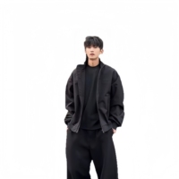 Blouson bomber noir à col montant zippé pour homme, coupe oversize, style streetwear décontracté avec poignets côtelés