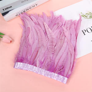 <span class=keywords><strong>Plumas</strong></span> <span class=keywords><strong>de</strong></span> puesta en escena 30-35 cm pluma <span class=keywords><strong>de</strong></span> cola <span class=keywords><strong>de</strong></span> gallo teñida decolorada <span class=keywords><strong>con</strong></span> recorte <span class=keywords><strong>de</strong></span> tela - Product Image 6