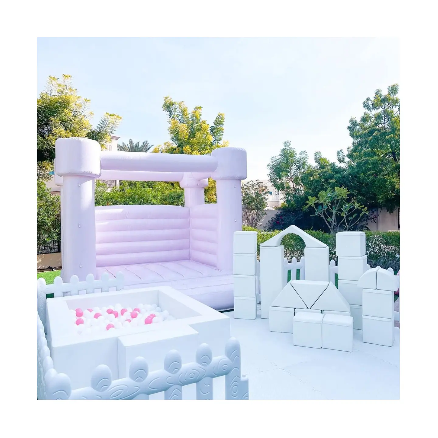 White Lilac party kids toy newcastle playground soft play equipment piscine a balles inflatable mini bouncer with ball pit