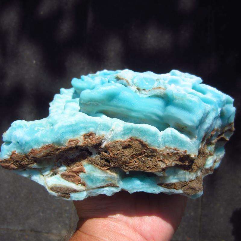 ตัวอย่างแร่ไม่เป็นเนื้อเดียวกัน