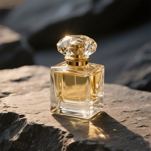 30ml 50ml 100ml minimalista flacone Spray quadrato profumo personalizzabile coperchio ed etichetta per i profumi edizione <span class=keywords><strong>da</strong></span> <span class=keywords><strong>collezione</strong></span> - Product Image 1