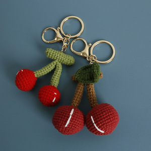 Porte-clés en crochet de la série Fruits Mignons, faits main, tricotés, motifs pastèque, fraise, cerise, pendentif pour clés de voiture - Product Image 1