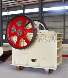 Prix de la station de concassage de pierre 300 Tph pour concasseur à mâchoires, machine de concasseur de basalte de quartz de gravier de granit, prix de la série PE de concasseur à mâchoires - Product Image 2