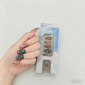 <span class=keywords><strong>เล็บ</strong></span>ปลอม<span class=keywords><strong>ลาย</strong></span>หัวใจสำหรับฤดูใบไม้ร่วงและฤดูหนาว ชุด 24 ชิ้น สีน้ำตาล/<span class=keywords><strong>เขียว</strong></span>เข้ม วัสดุ ABS รูปทรงสี่เหลี่ยมขนาดกลาง สติ๊กเกอร์ติดเล็บแบบธรรมชาติ - Product Image 3