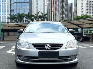 Volkswagen Bora 1.4TSI DSG berline sportive 2011, 131 ch, 220 Nm, kit carrosserie Sportline, ESP, HHC, grade A, export - Product Image 1