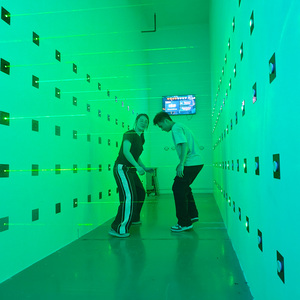Salle professionnelle évasion laser arena labyrinthe équipement multijoueur jeux difficiles laser tag arena Maze house equipment - Product Image 5