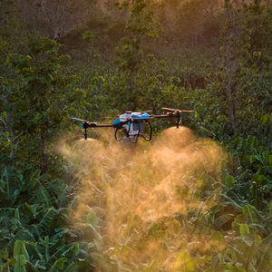 A30 Pulvérisateur de drone agricole efficace Style hélicoptère UAV de pulvérisation agricole pour la protection des cultures avec gestion des pesticides - Product Image 3