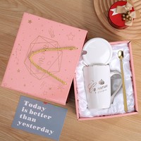 Ensemble cadeau assorti pour couple, comprenant une tasse en porcelaine fine à motifs de dessins animés, un couvercle et une cuillère, élégant et créatif, résistant aux hautes températures, pour la rentrée scolaire