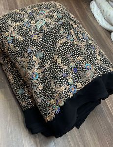 Großhandel Fabrik preis Hochzeits kleid Material Stickerei Georgette Stoff vom indischen Hersteller und Lieferanten