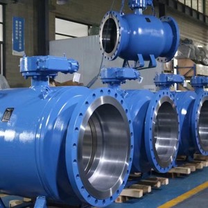 Válvula de Bola de Relleno de Cavidades 316L de 6 Pulgadas Clase 300 con Diseño Antiestático para Servicio de Fluidos Inflamables - Product Image 1