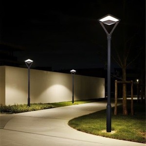 Lámpara Solar LED de 3 Postes para Áreas Residenciales, Villas, Parques, <span class=keywords><strong>Luz</strong></span> Exterior con Sensor de Movimiento y Sensor de Cuerpo Humano - Product Image 1