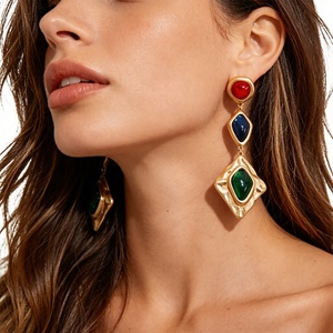 Pendientes Colgantes Geométricos Vintage de Latón Chapado en Oro con Piedras de Resina para Mujer, Regalo de Boda - Product Image 3