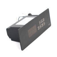Termostato digital programable de alta gama KT-70 controla cuatro cargas: salidas de refrigeración y descongelación, iluminación y ventilador.