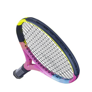 Raqueta de Tenis BOLAT PURE AERO RAFA ORIGIN Dynamic, 300g, Fibra de Carbono para un Giro Extremo y Potencia - Product Image 4