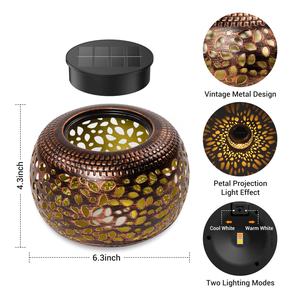 Lámpara Solar de Jardín al por Mayor de Fábrica, Luces LED Solares de Metal Bronce Vintage con Pétalos de Flor para Decoración de Patio y Hogar - Product Image 5